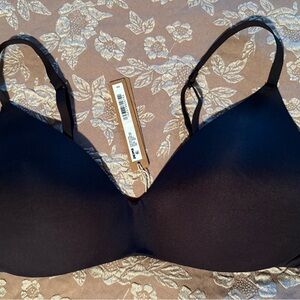 Skims Elegant Black Women's Bra
